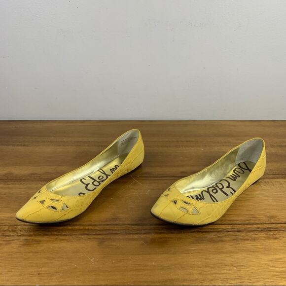 Sam Edelman Delancey Yellow Crocodile Pointy Toe Flat 
Size 6.5 - Picture 2 of 8